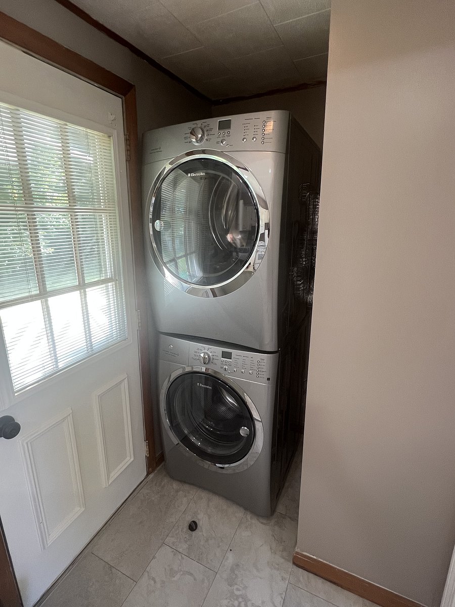 Furnished Finder property 1042752_1 photo 8