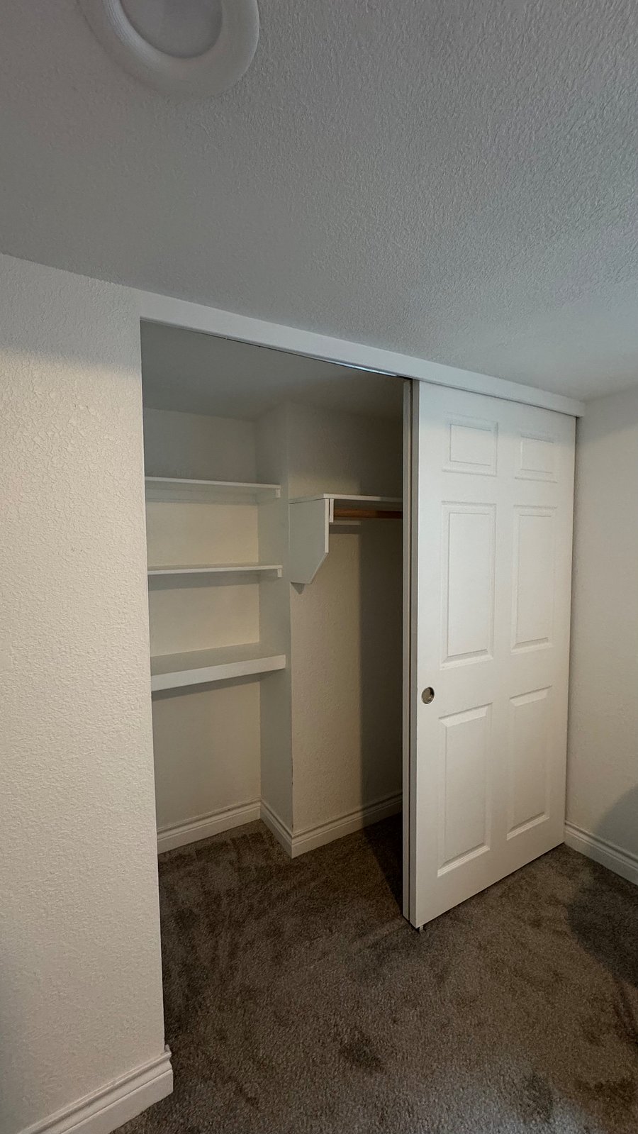 Furnished Finder property 1042760_1 photo 3