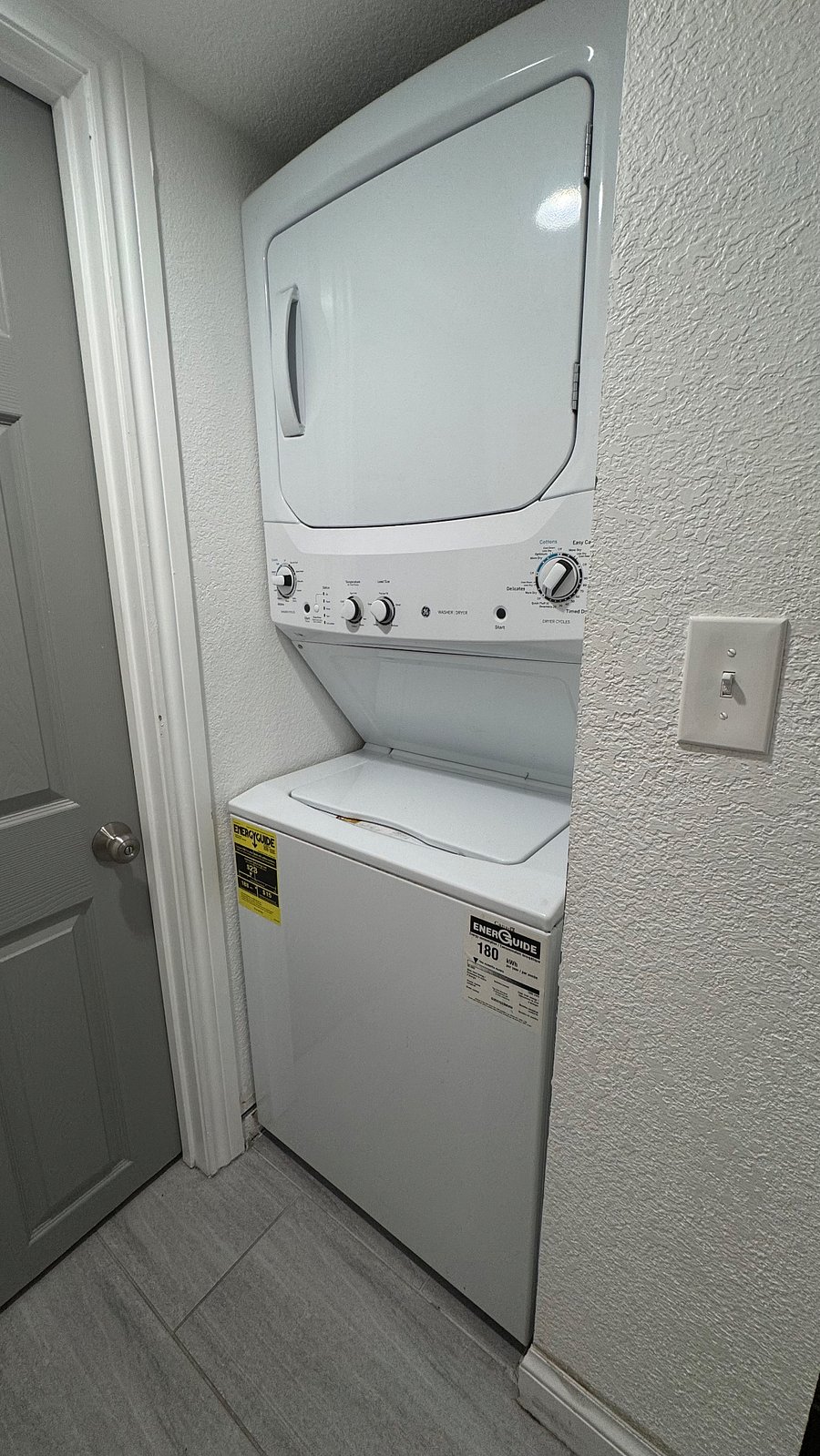 Furnished Finder property 1042760_1 photo 7