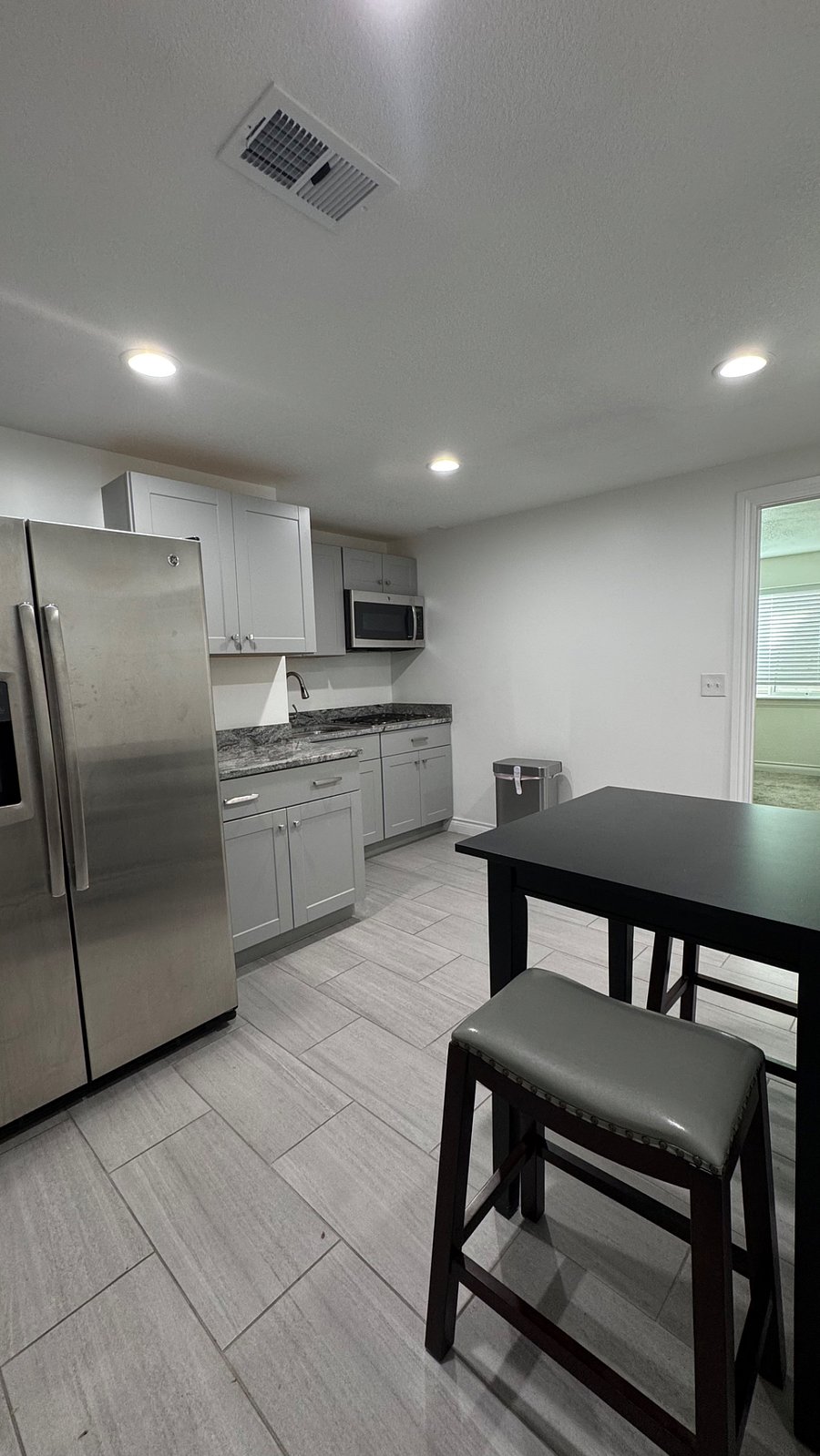 Furnished Finder property 1042760_1 photo 10