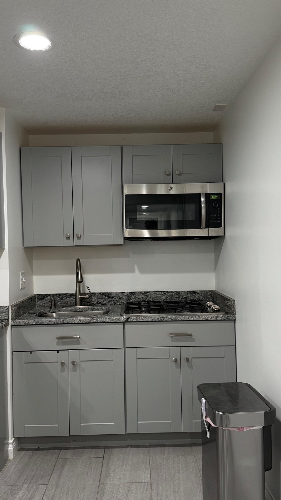 Furnished Finder property 1042760_1 photo 11