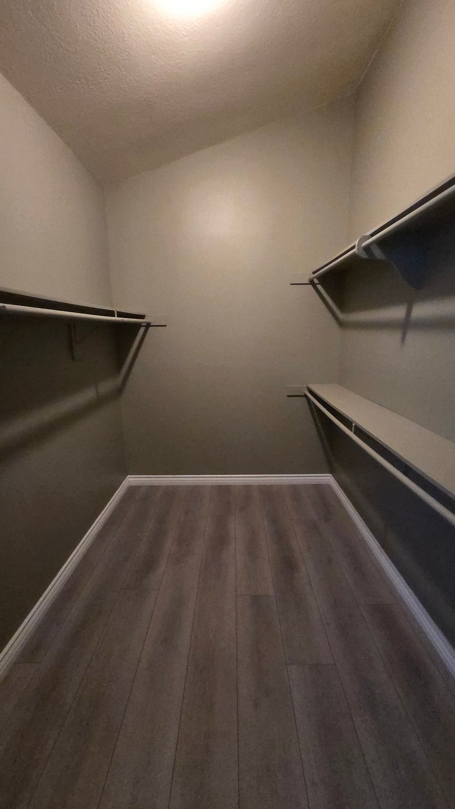 Furnished Finder property 1042791_1 photo 3