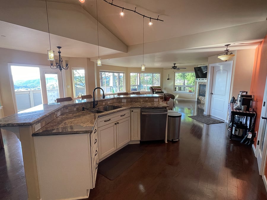 Furnished Finder property 1042805_1 photo 4