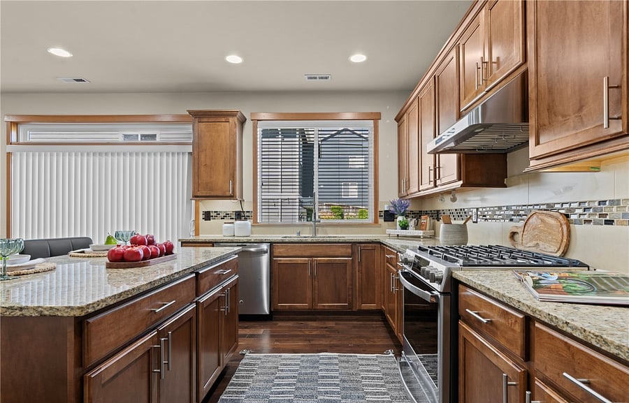 Furnished Finder property 1042806_1 photo 11