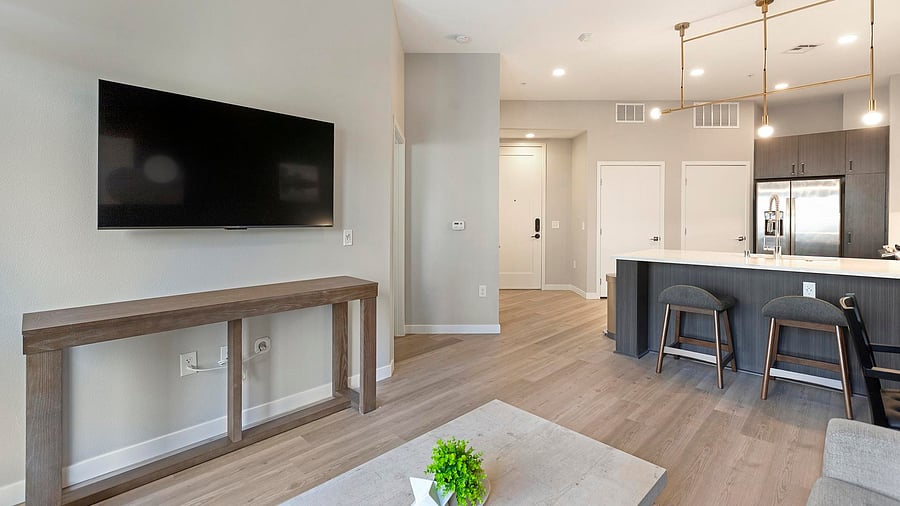 Furnished Finder property 1042820_1 photo 2