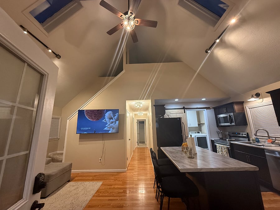 Furnished Finder property 1042824_1 photo 3