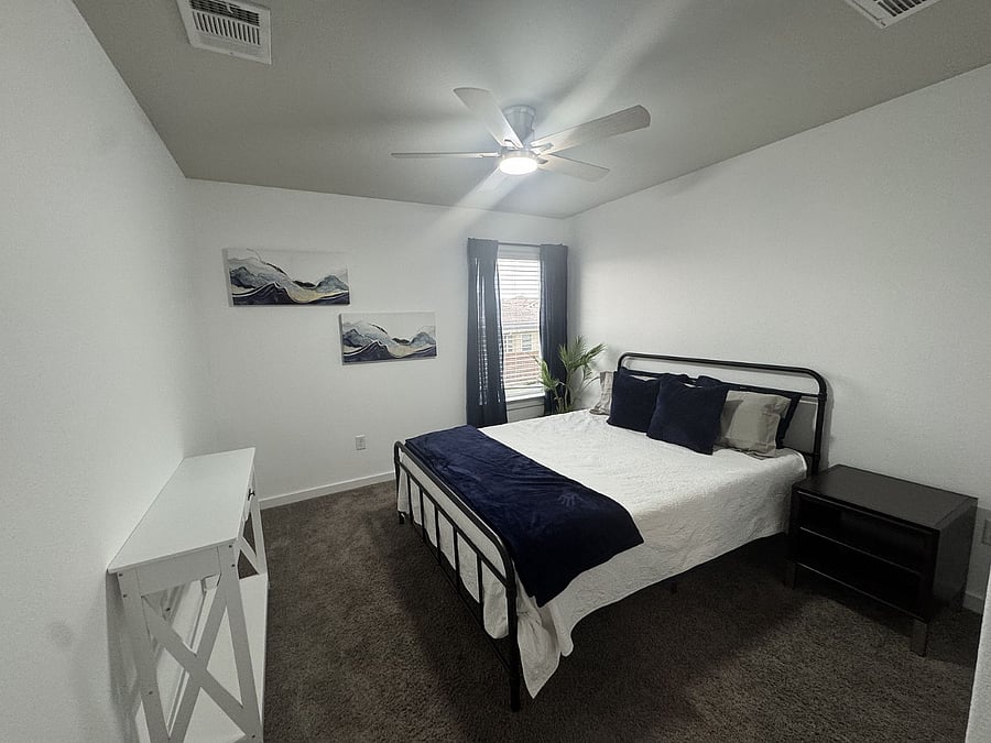 Furnished Finder property 1042840_1 photo 23
