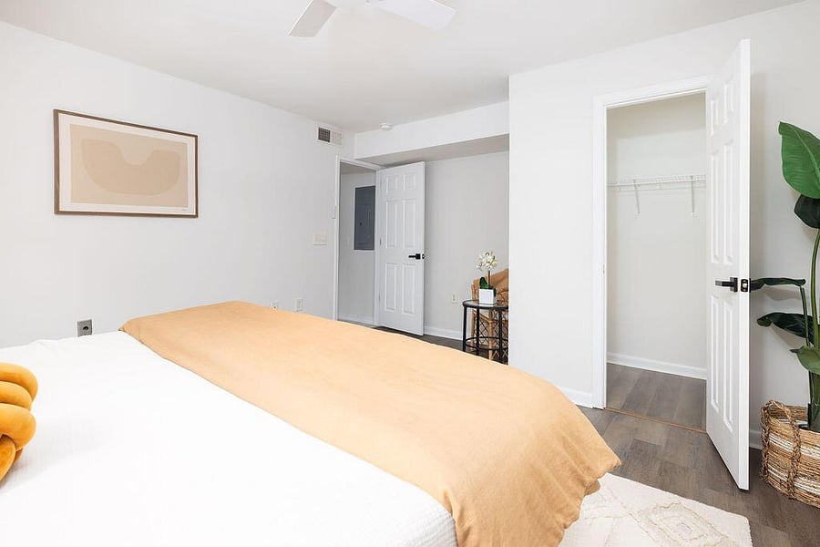 Furnished Finder property 1042852_1 photo 14