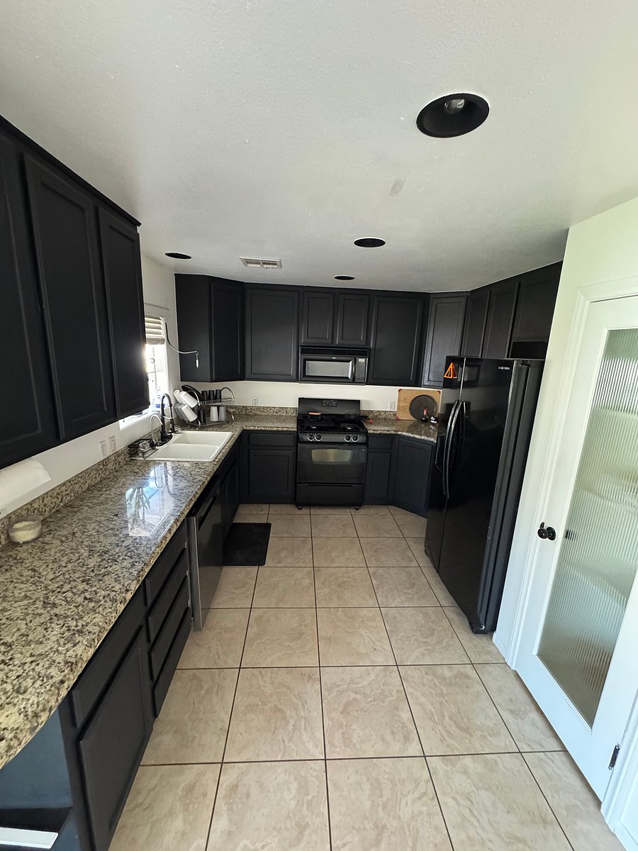 Furnished Finder property 1042856_1 photo 4