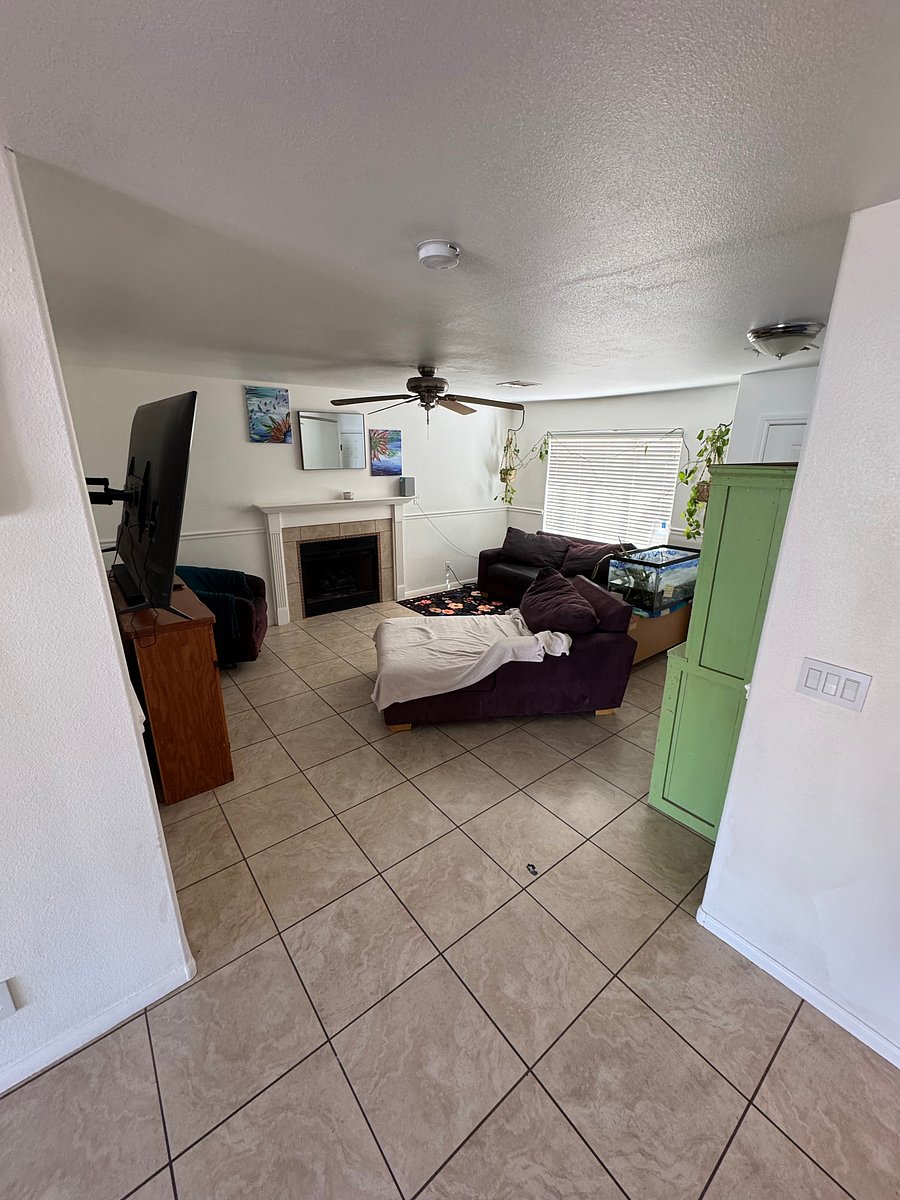 Furnished Finder property 1042856_1 photo 3