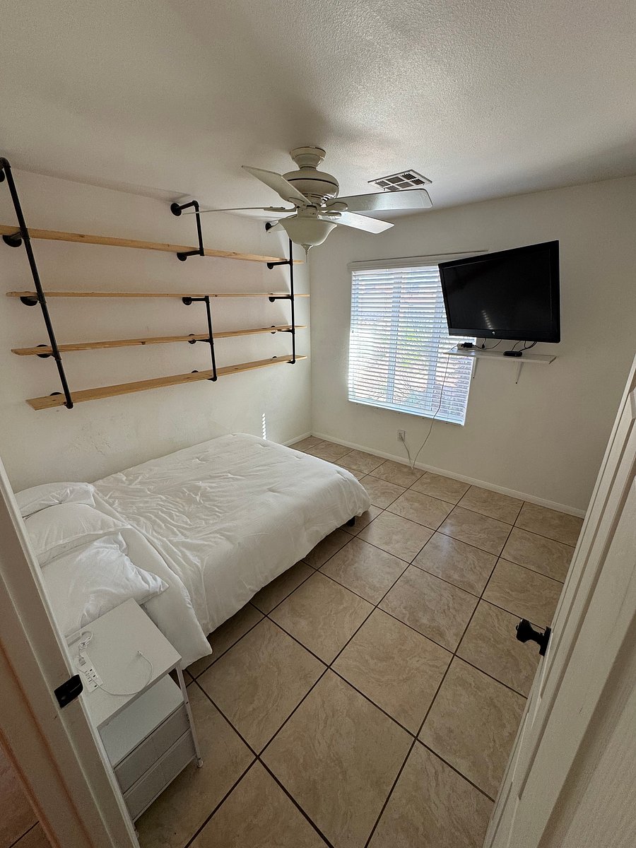 Furnished Finder property 1042856_1 photo 10