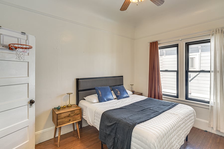 Furnished Finder property 1042860_1 photo 25
