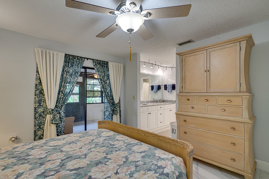 Furnished Finder property 1042873_1 photo 12