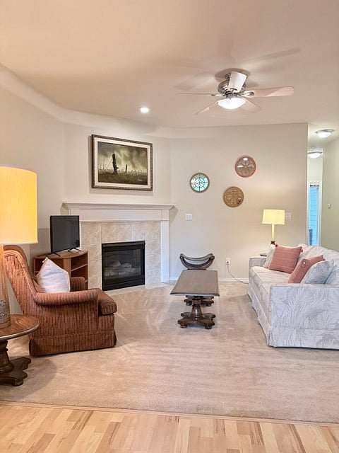 Furnished Finder property 1042900_1 photo 4