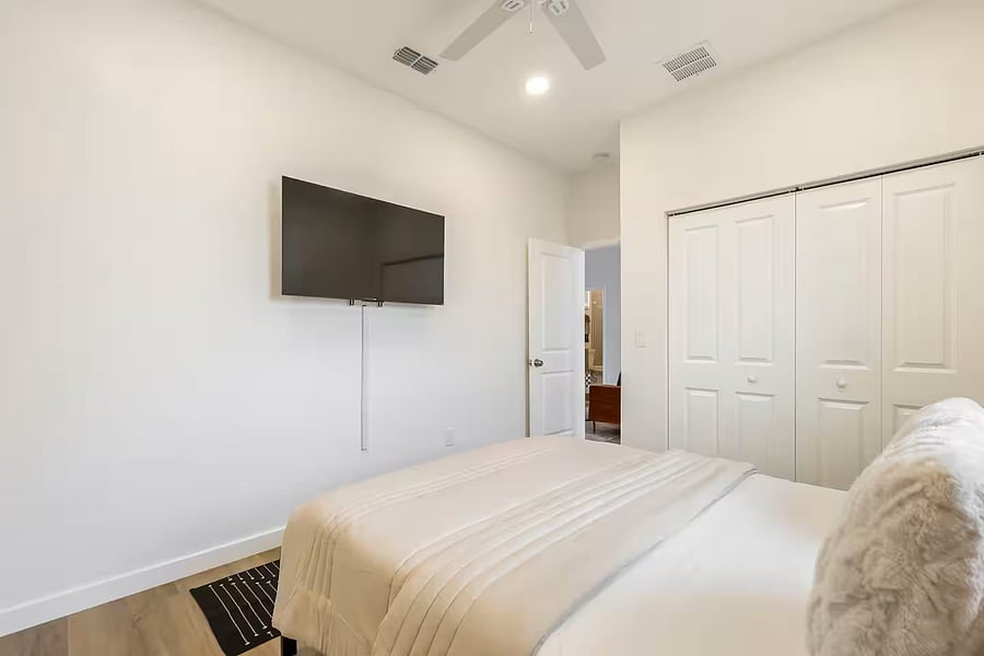 Furnished Finder property 1042904_1 photo 15