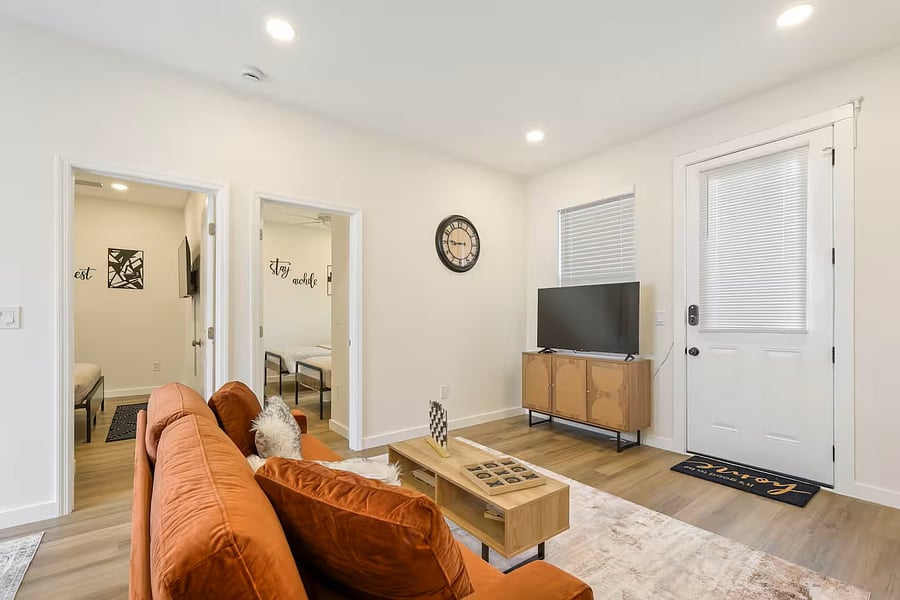 Furnished Finder property 1042904_1 photo 3