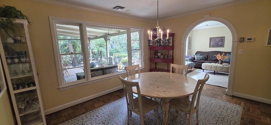 Shared dining room