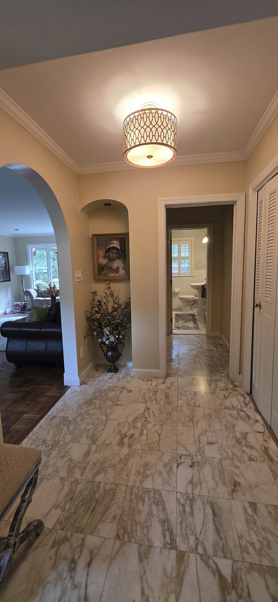 Foyer (this bathroom is not included)