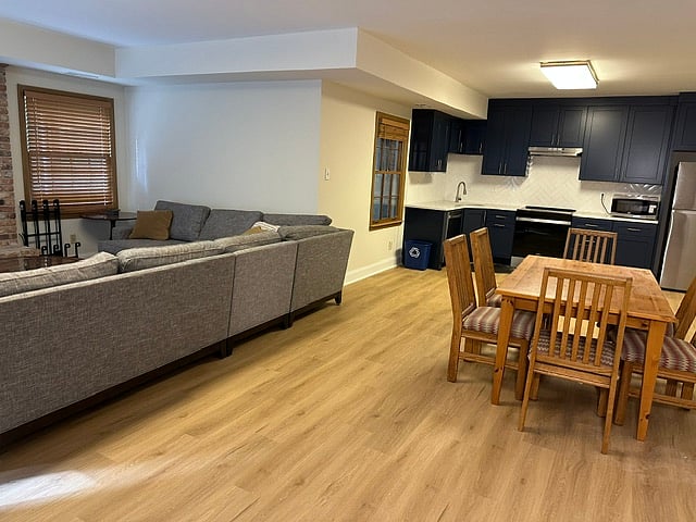 Furnished Finder property 1042925_1 photo 4