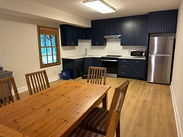 Furnished Finder property 1042925_1 photo 7