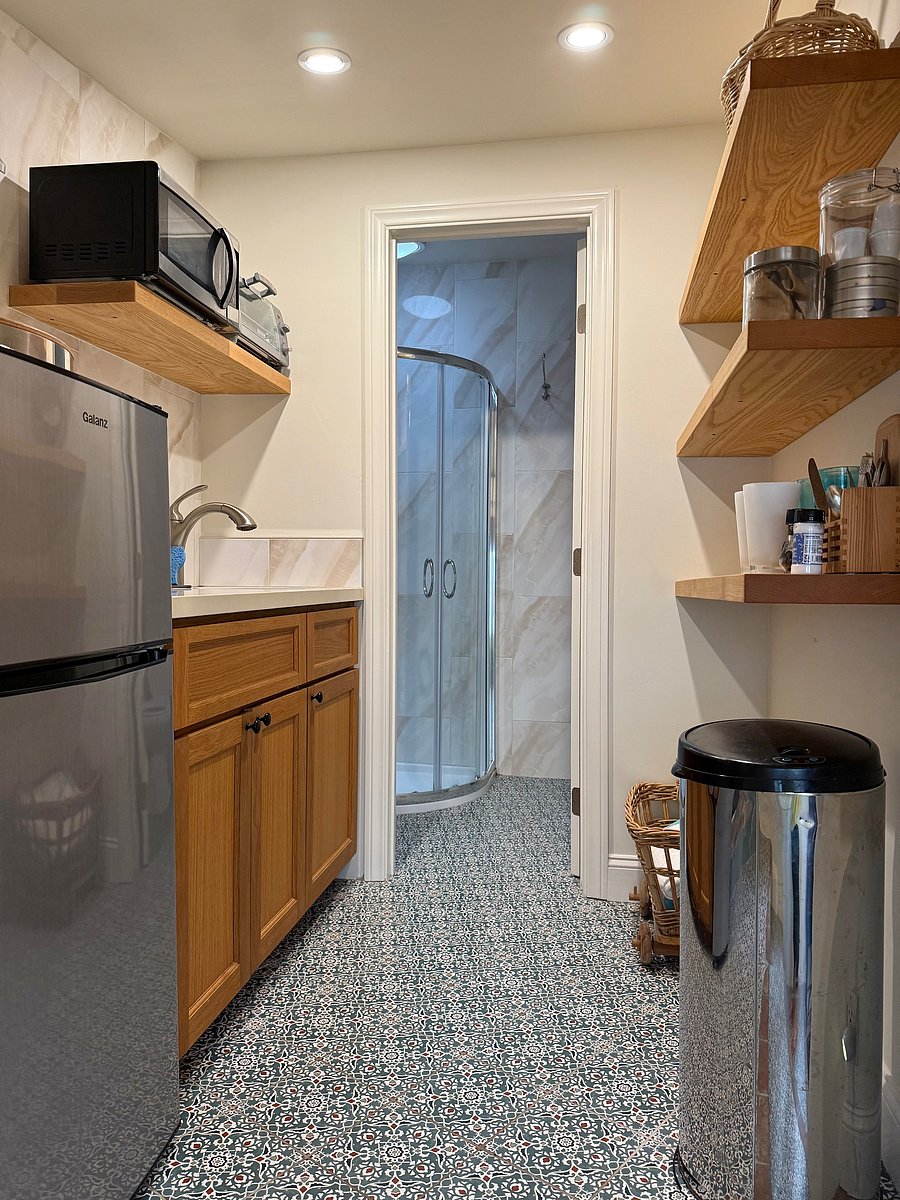Kitchenette