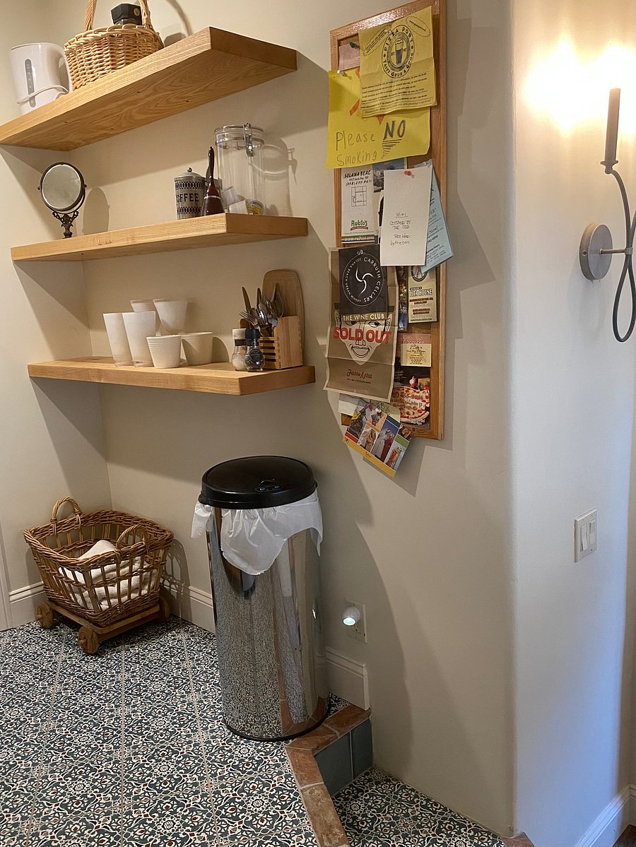Kitchenette-open shelving & trash
