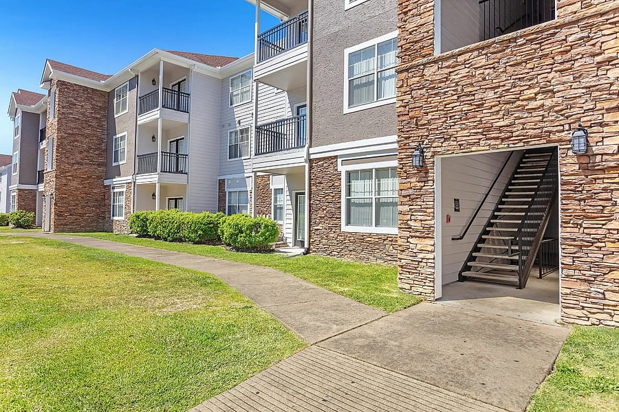 Furnished Finder property 1042936_1 photo 12