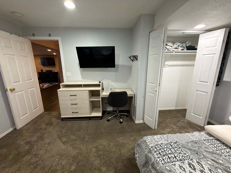 Furnished Finder property 1042957_1 photo 22