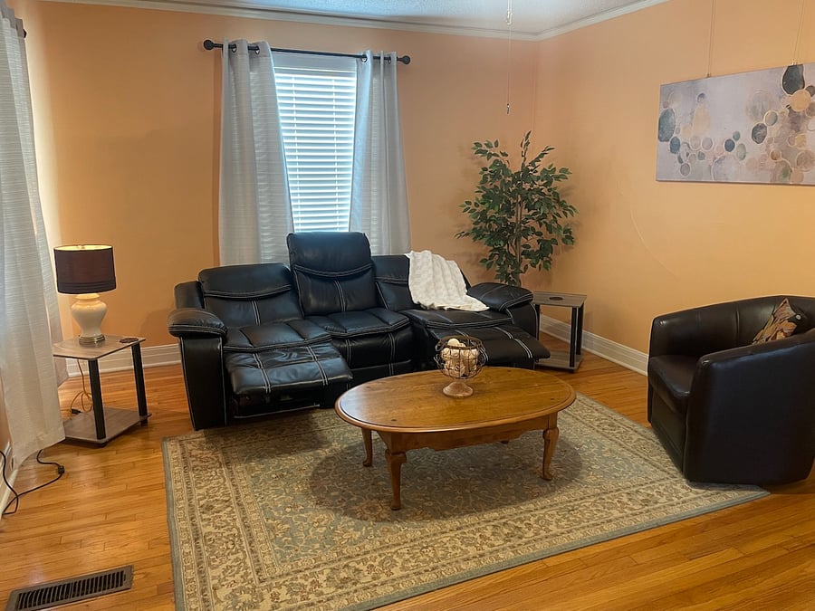 Furnished Finder property 1042959_1 photo 3