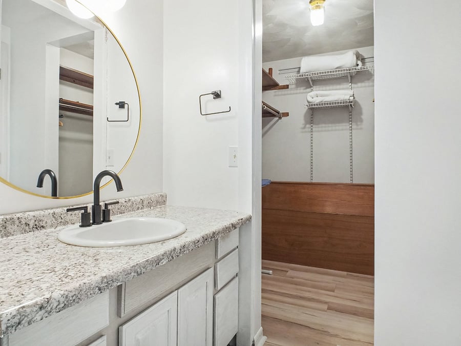 Furnished Finder property 1042967_1 photo 8