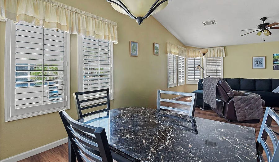 Furnished Finder property 1042973_1 photo 22