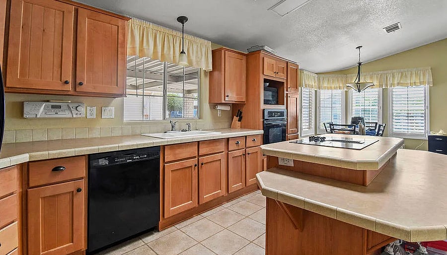 Furnished Finder property 1042973_1 photo 24