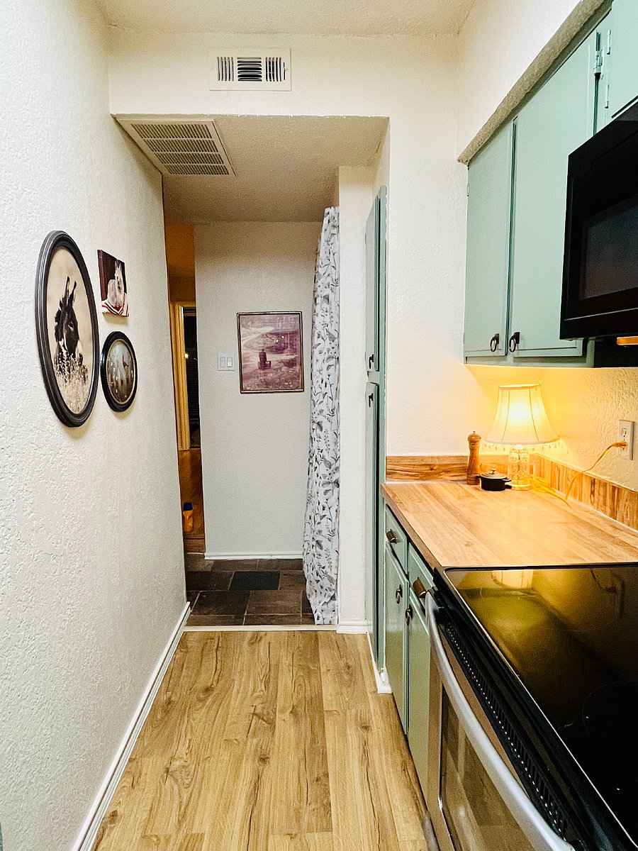 Furnished Finder property 1042975_1 photo 17