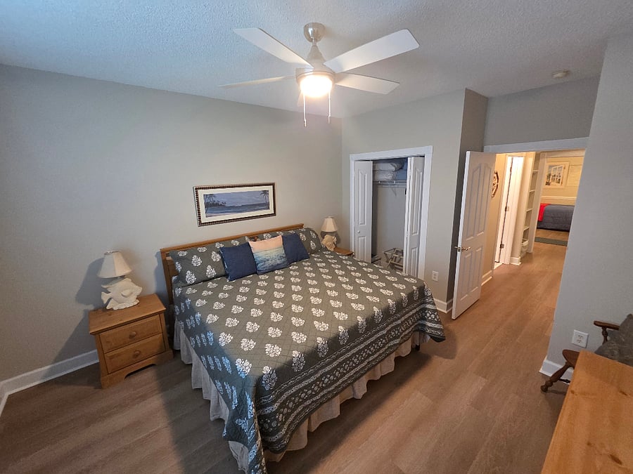Furnished Finder property 1043000_1 photo 42