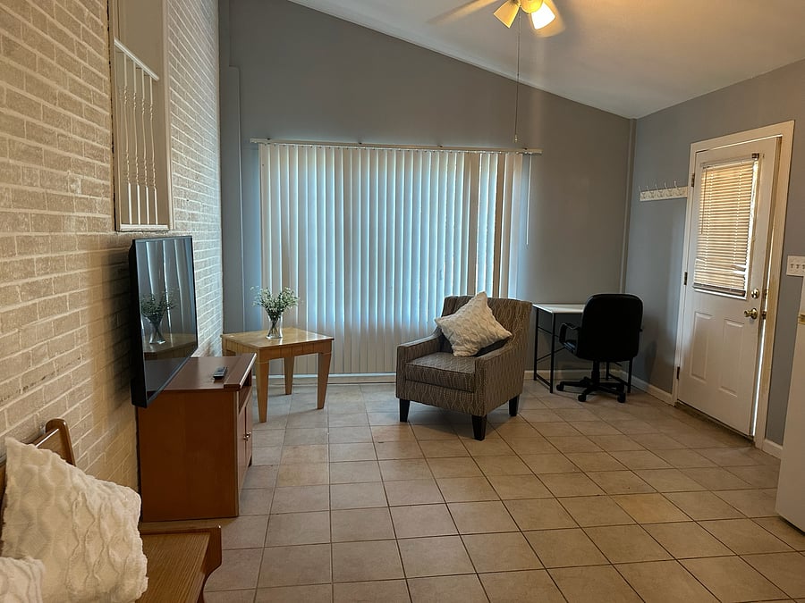 Furnished Finder property 1043012_1 photo 7