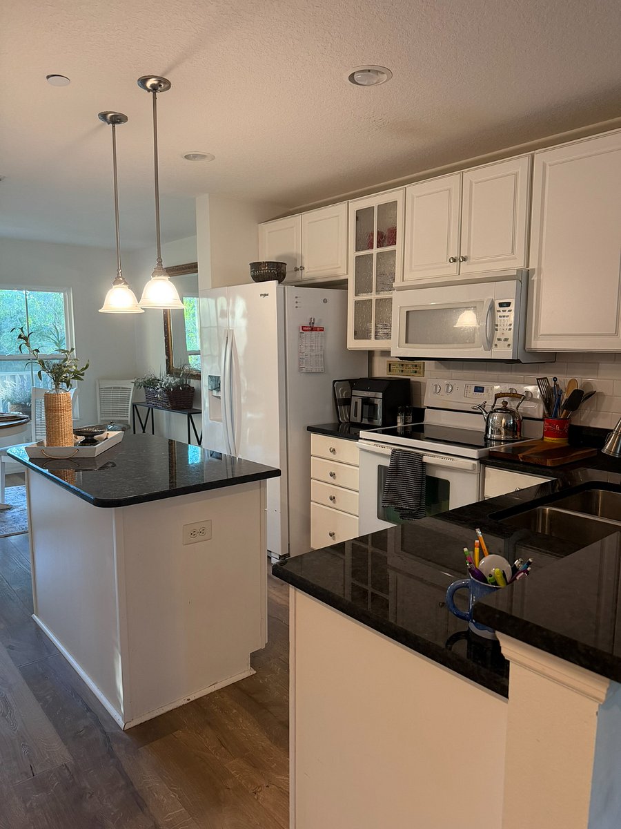Furnished Finder property 1043042_1 photo 9