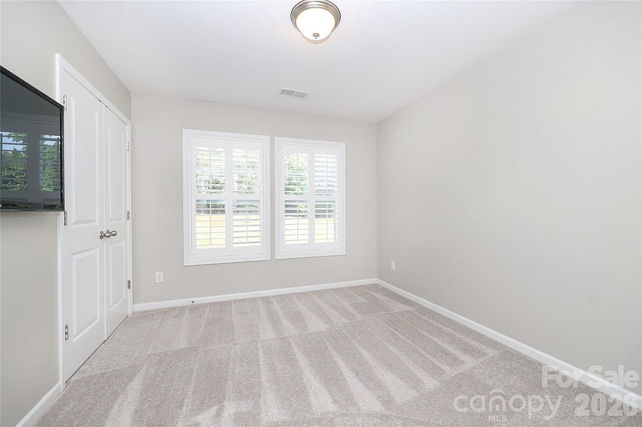 Furnished Finder property 1043085_1 photo 23