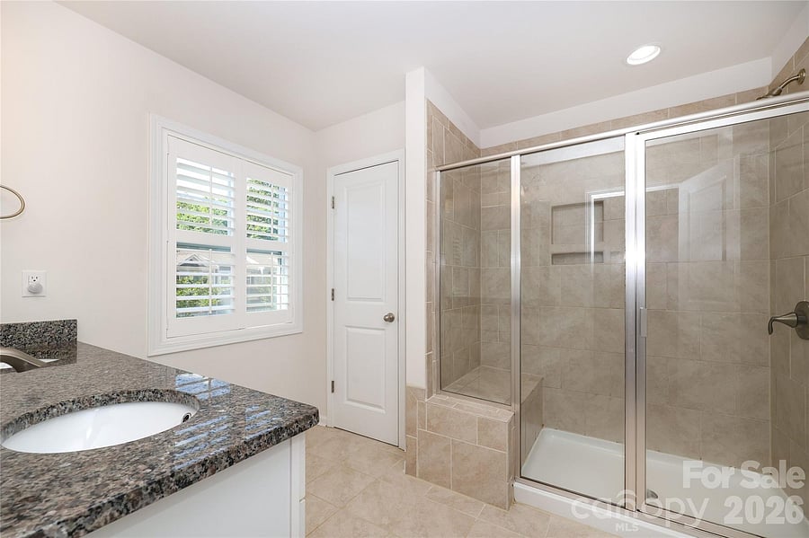 Furnished Finder property 1043085_1 photo 15