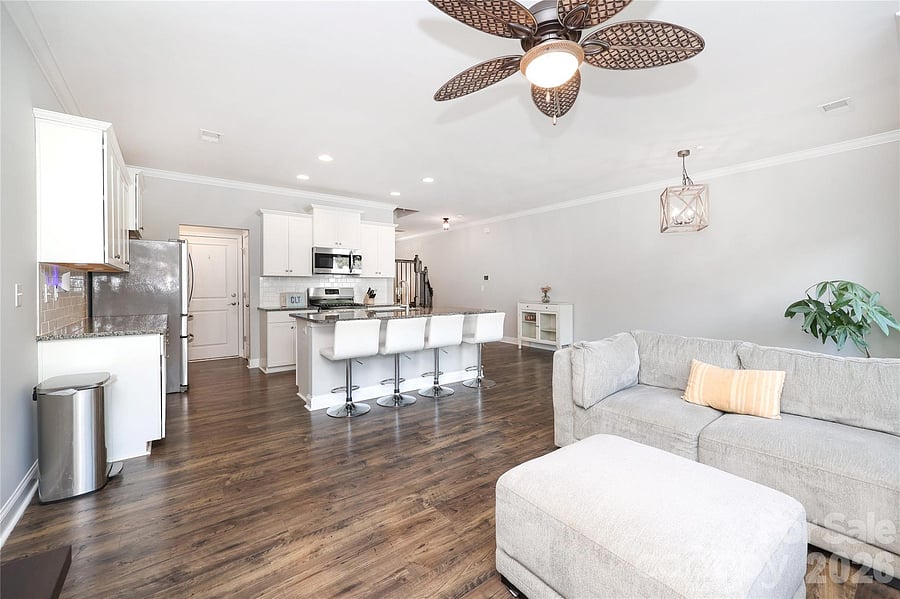 Furnished Finder property 1043085_1 photo 9