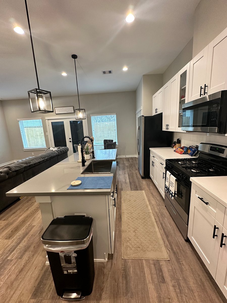 Furnished Finder property 1043091_1 photo 3