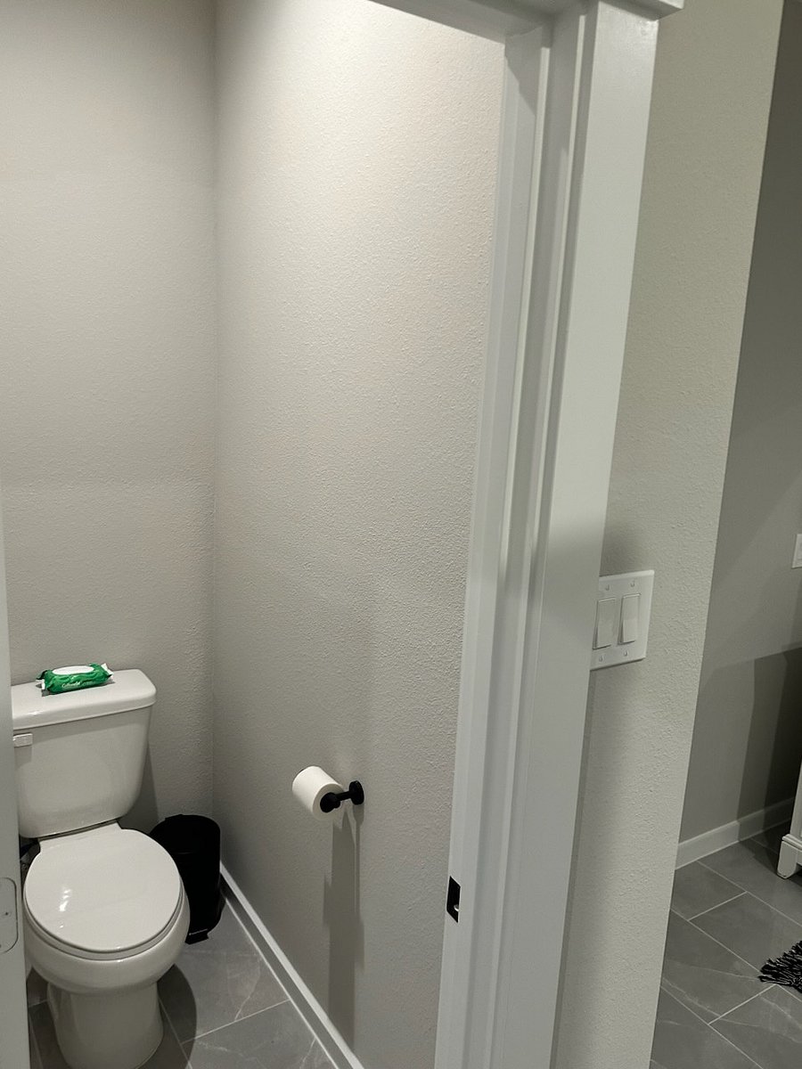Furnished Finder property 1043091_1 photo 12