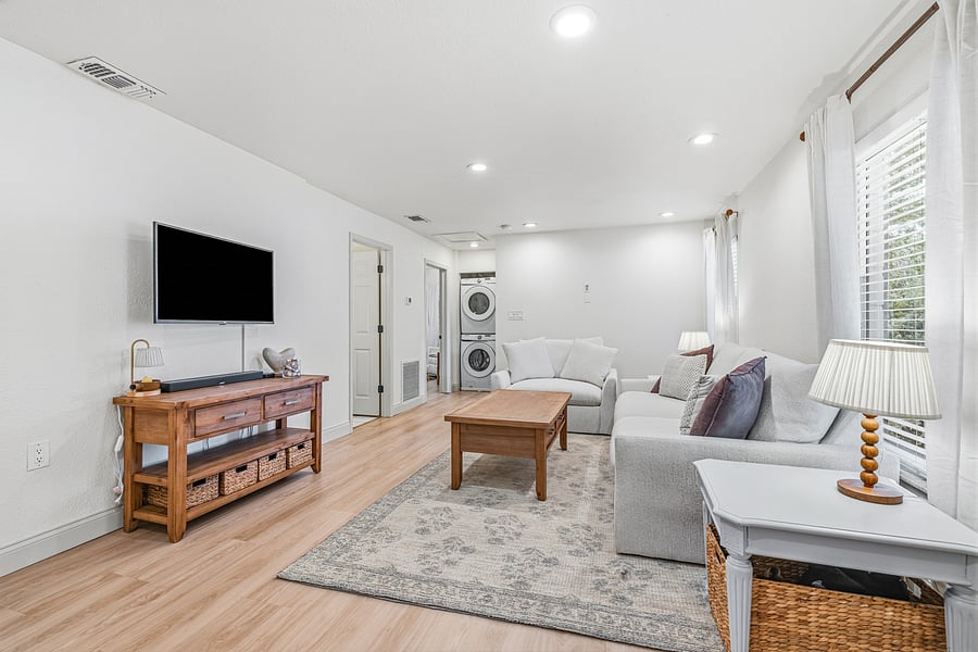 Furnished Finder property 1043102_1 photo 4