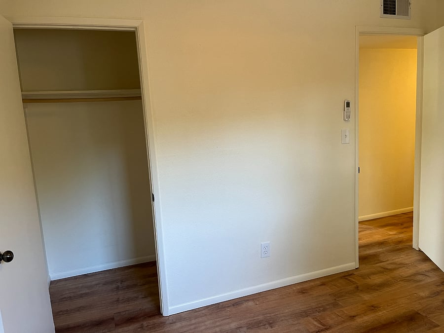 Furnished Finder property 1043109_1 photo 10