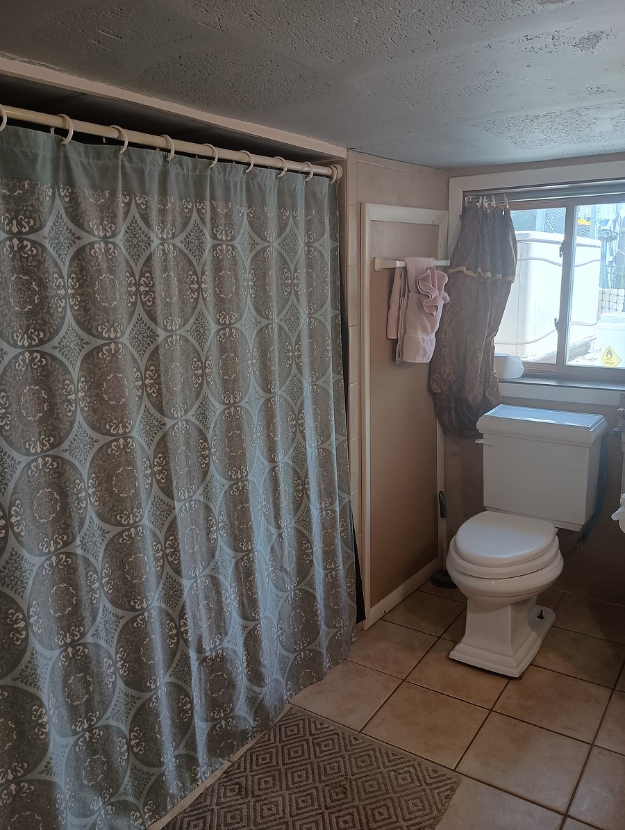 Furnished Finder property 1043120_1 photo 9