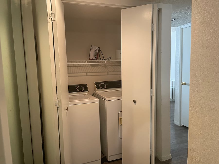 Furnished Finder property 1043134_1 photo 16