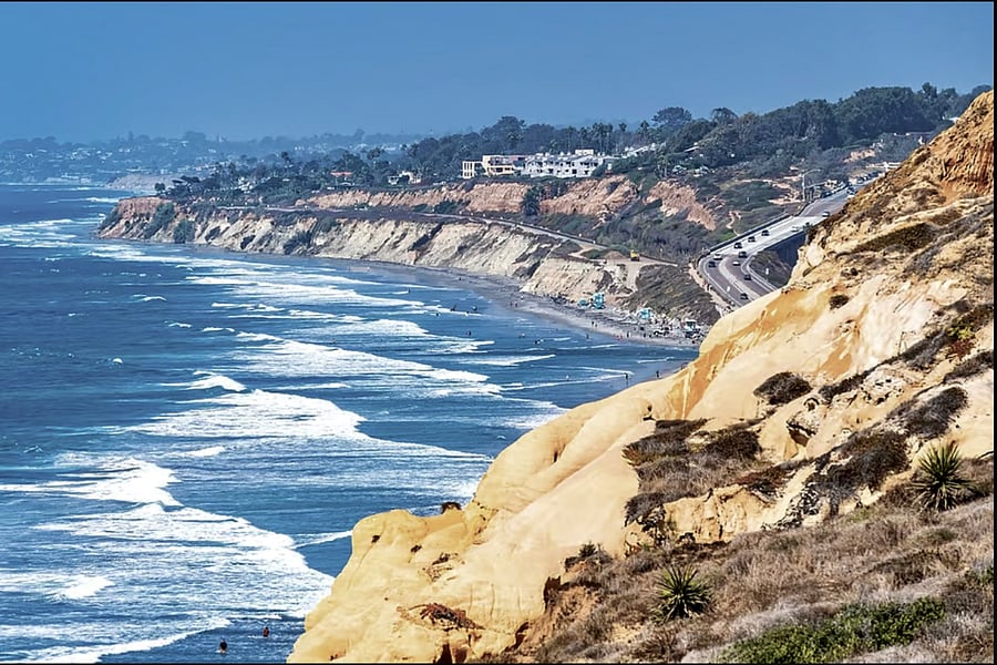 Five-minute drive to hiking at Torrey Pines State Reserve