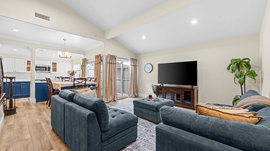 Furnished Finder property 1043174_1 photo 3