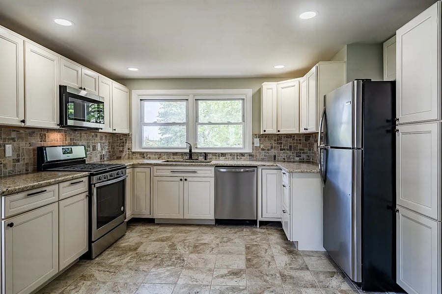 Furnished Finder property 1043192_1 photo 4