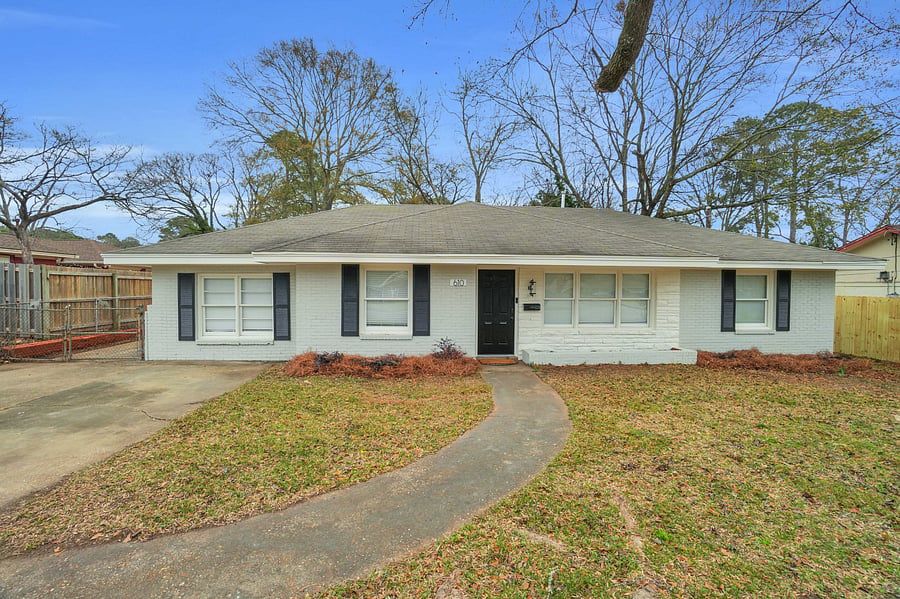 Furnished Finder property 1043217_1 photo 2