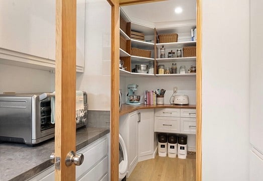 Furnished Finder property 1043236_1 photo 8